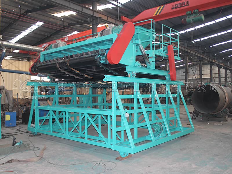 翻拋機(jī)分解有機(jī)肥的好處