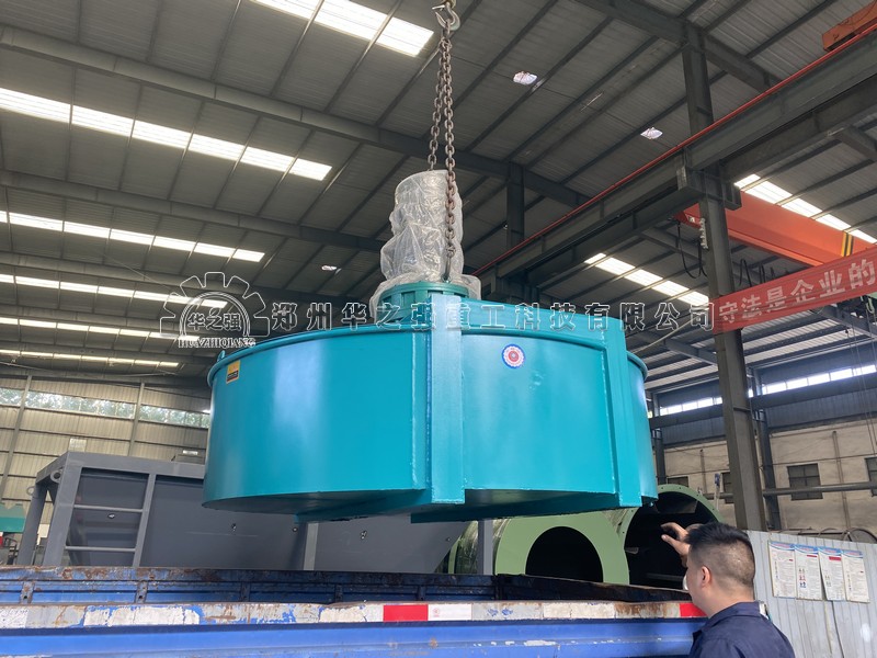 定制款圓盤攪拌機2200型 .jpg